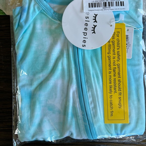 Little Sleepies shorties size 18-24Mo in blue tie dye nwt - Picture 3 of 5